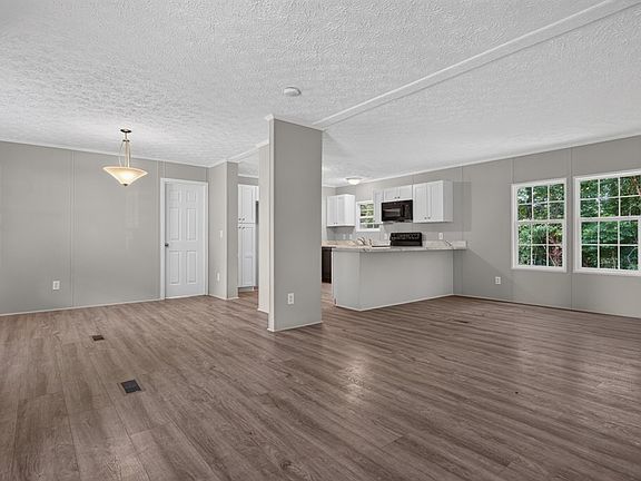 4th image of 3234 Short Mountain Rd