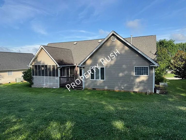 196 Blue Heron Dr — Photo 56