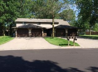1386 Ridgecrest Trl, Green Bay, WI 54313
