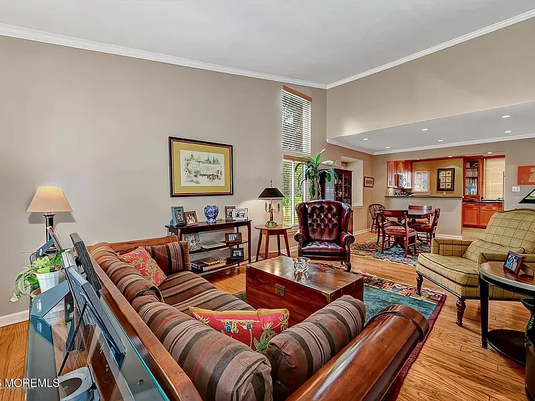 13 Helene Ct — Photo 6
