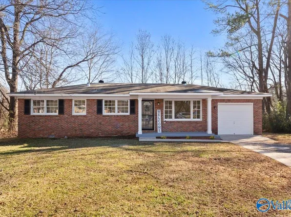 4800 Aubrey Cir NW, Huntsville, AL 35810