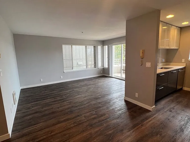 4524 44th Ave SW — Photo 23
