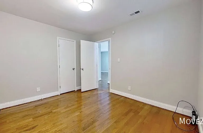 1500 Nassau Blvd — Photo 12