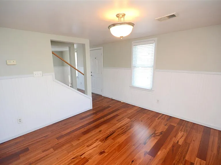 406 High Point Ave — Photo 7