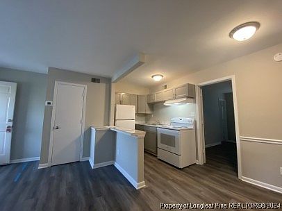 4th image of 650 Pershing St #B