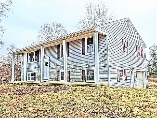 2nd image of 167 Laurel Bridge Rd