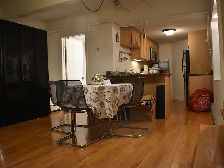 476 Columbus Ave #10 — Photo 5