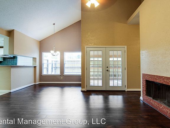 5th image of 17114 Flowerfield Ln
