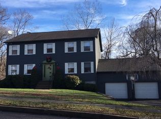 127 Bennett Rd, East Haven, CT 06513