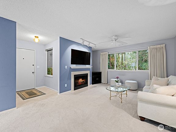 4th image of 9919 NE 144th Lane #606