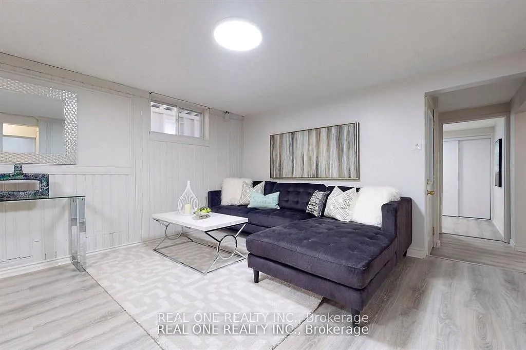 2 bed, $1,700 — Photo 3