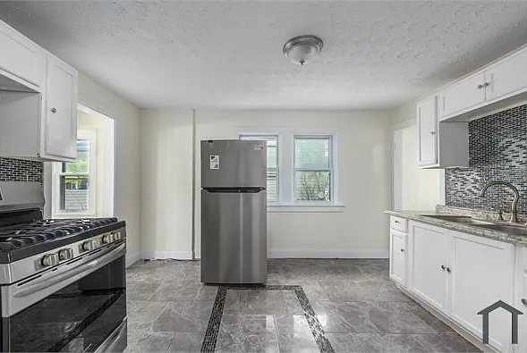 13302 Melzer Ave — Photo 18