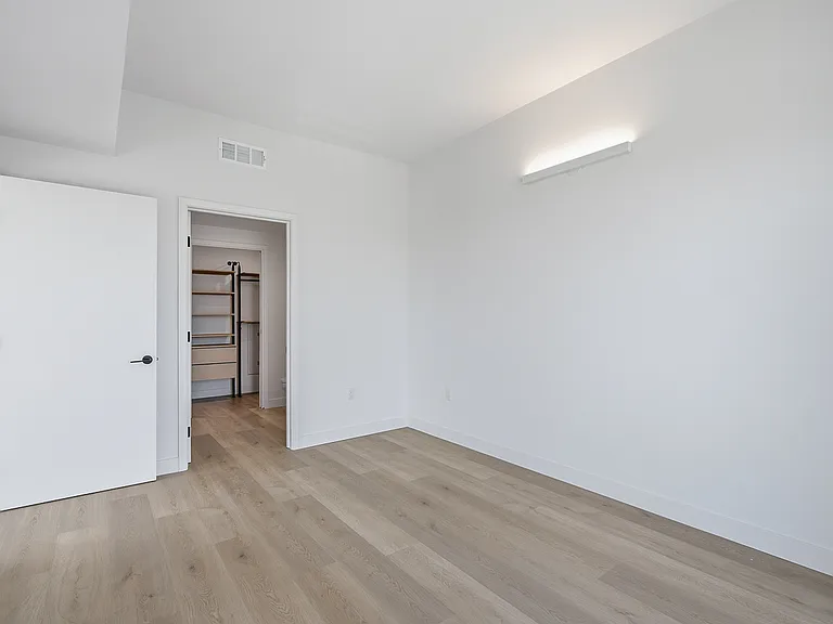 Kaia — Photo 141