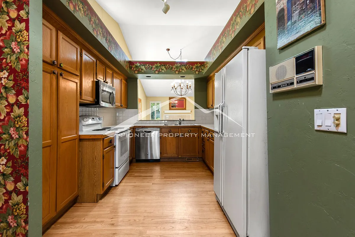 Building Photo - 4605 S Yosemite St #7