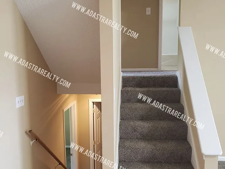120 S Julia St — Photo 11
