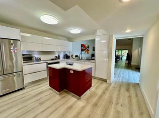 322 Fairway Cir, Weston, FL 33326