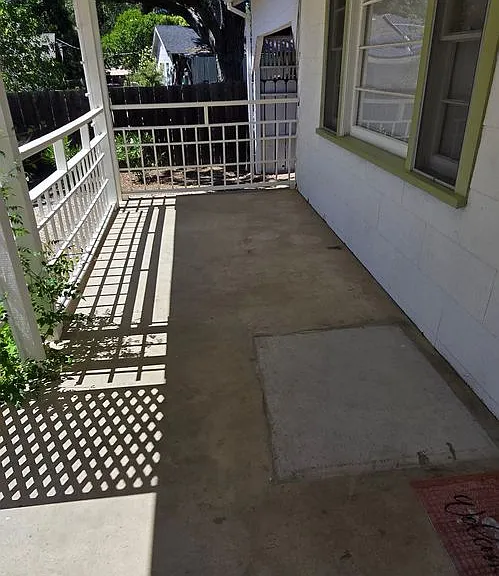6505 Marchant Ave — Photo 6