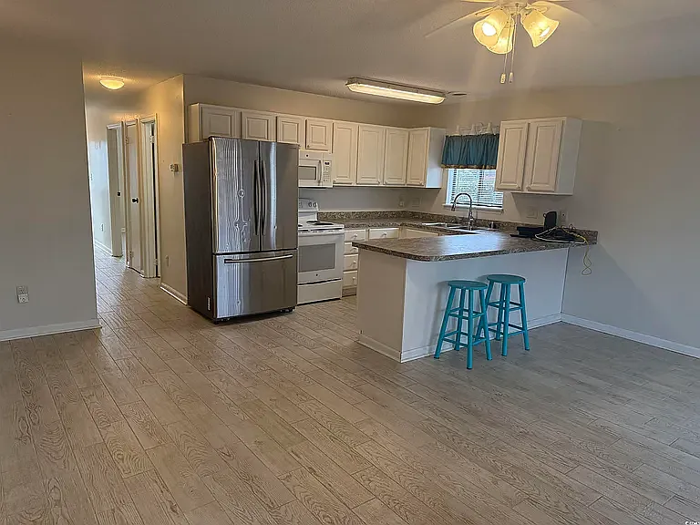 1850 Colony Dr #2S — Photo 33