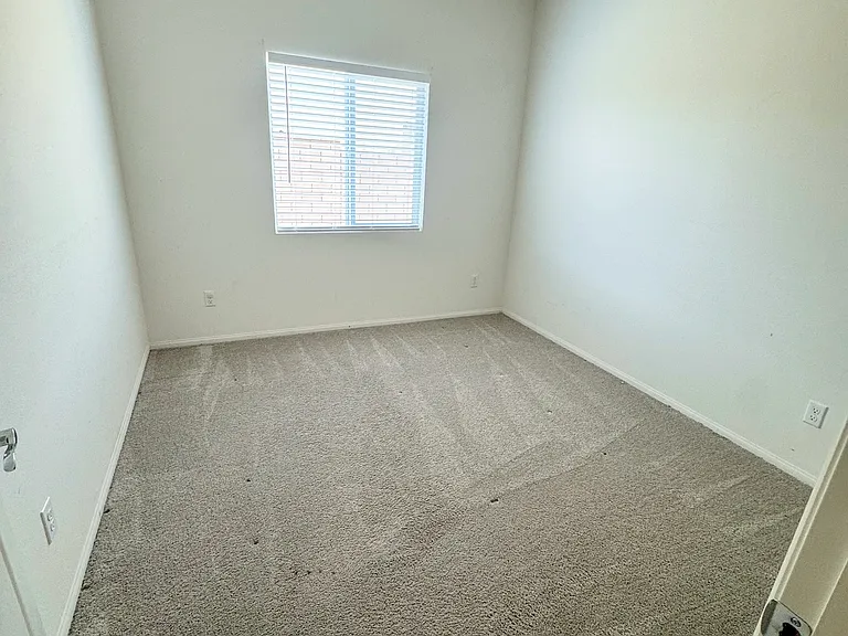 11989 Bellehaven Way — Photo 7