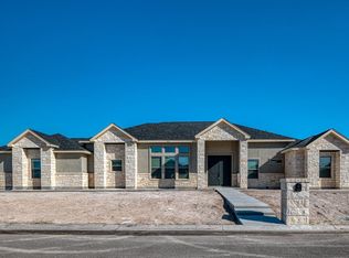 411 Mountain View Dr, Del Rio, TX 78840