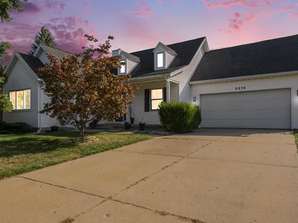 2274 Vantage Ct SE, Caledonia, MI 49316