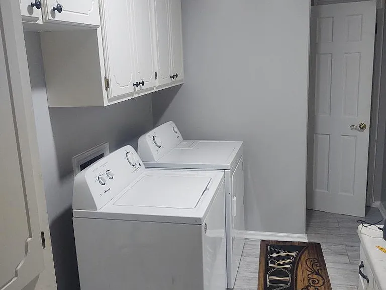 125 Rodborough Rd — Photo 10