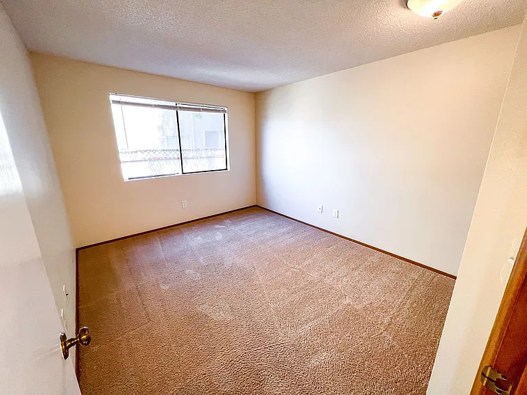Twin Cedars Apartments — Photo 5