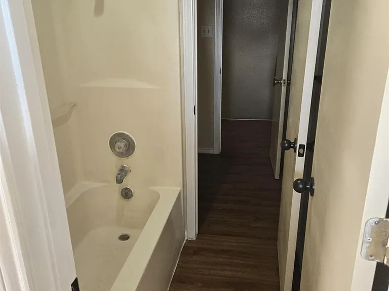 2209 Creekside Ln #C — Photo 11
