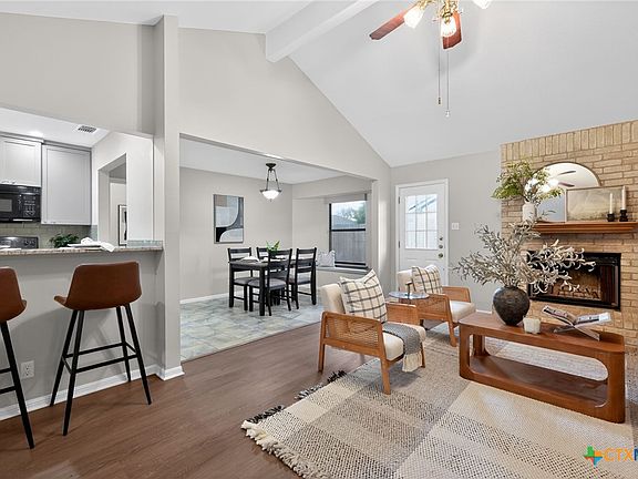 3rd image of 1719 Ridgeway Dr