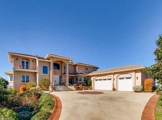 1744-46 Avohill Dr, Vista, CA 92084