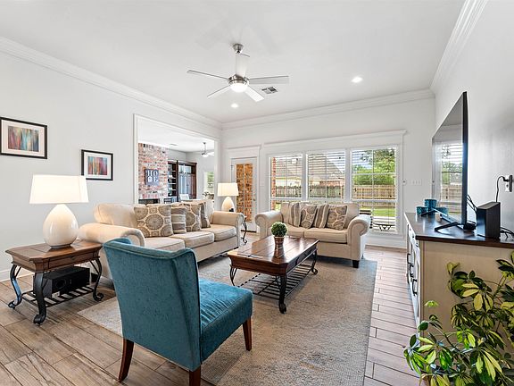 3rd image of 18650 Antebellum Ct