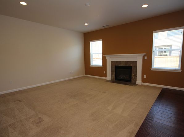 11423 129th St E, Puyallup, WA 98373