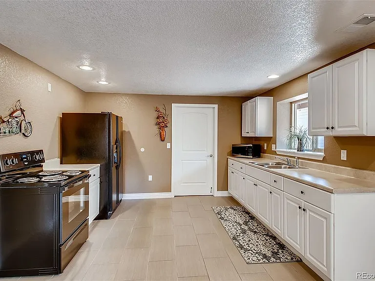 7175 Routt St — Photo 3