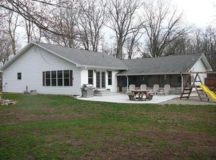 26516 Redfield St, Edwardsburg, MI 49112