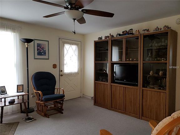 2nd image of 2474 Kimberly Dr