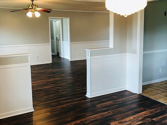 Dining open to Greatroom