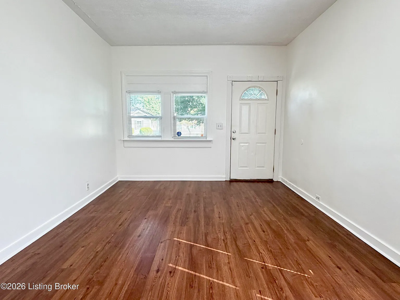 2 bed, 1.0 bath, 1024 sqft, $1,150 — Photo 3