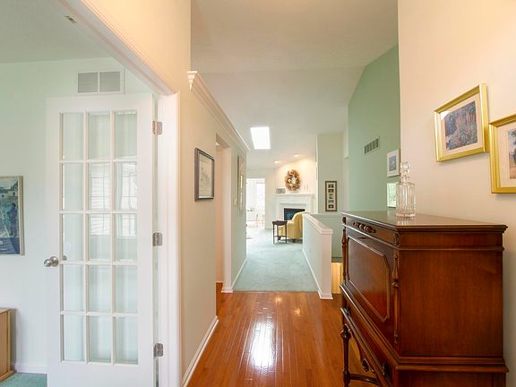 5th image of 2043 Bryceway Ct NE