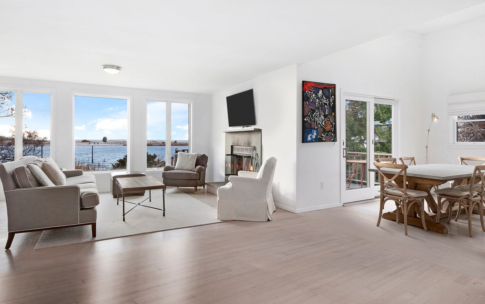  Great Room with Walls of Waterviews