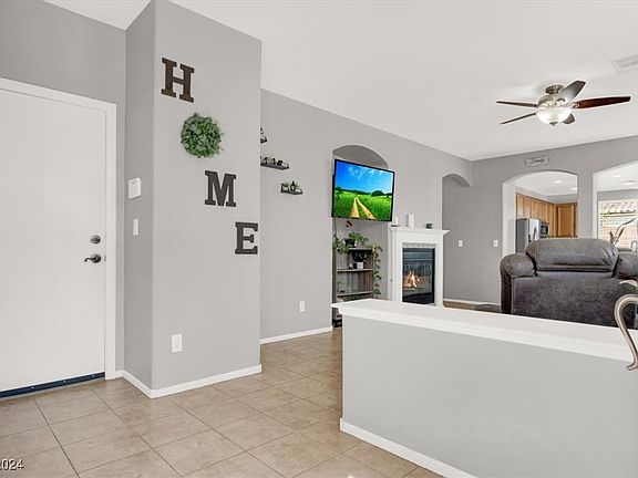 4th image of 4316 Desert Home Ave