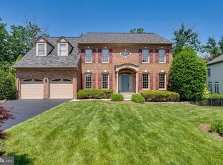 6334 River Downs Rd, Alexandria, VA 22312