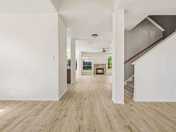3rd image of 7606 Kittery Ln