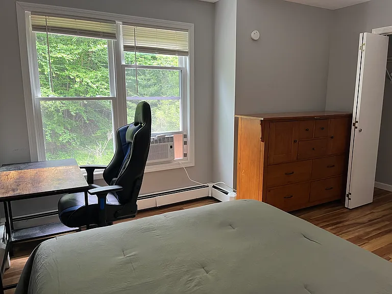 10 Merrill Pl #164 — Photo 2