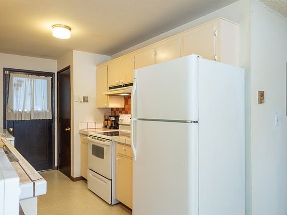 4th image of 15120 19th Avenue Ct E