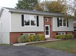 6815 Redground Rd, Fredericksbrg, VA 22407