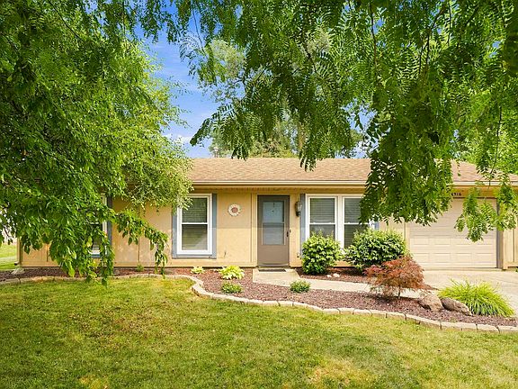 2nd image of 6916 Peartree Ln