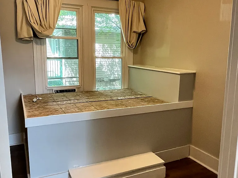 701 Washtenaw Ave #1 — Photo 19