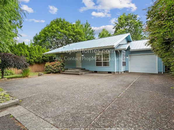 4180 Collins Way, Lake Oswego, OR 97035