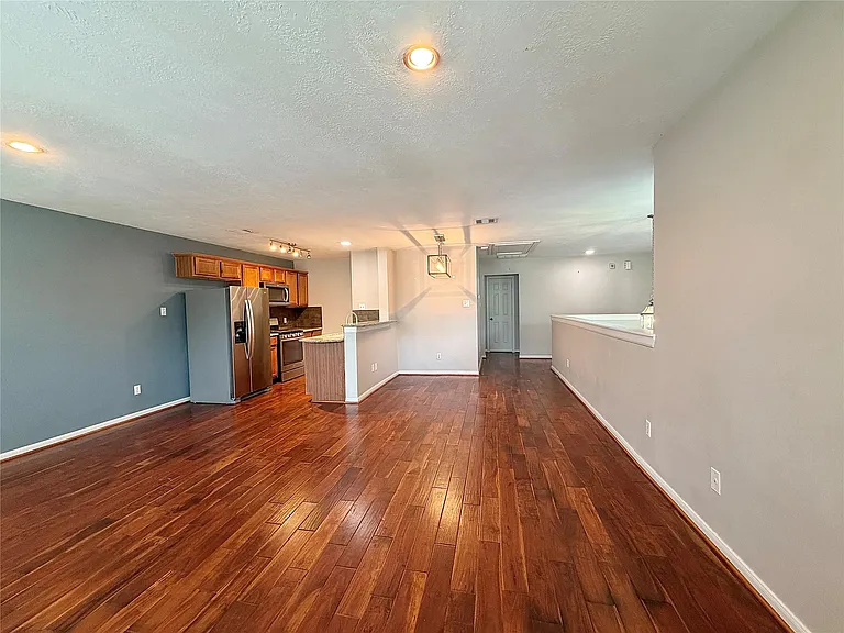 1515 Saulnier St — Photo 19