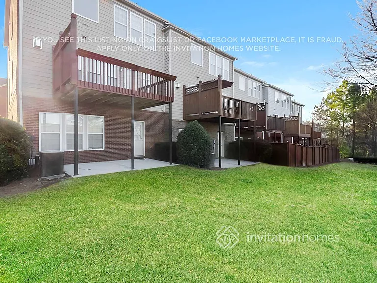 4857 Colchester Ct SE — Photo 15